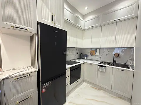 Kirayə verilir 3 otaqlı mənzil 100 m²