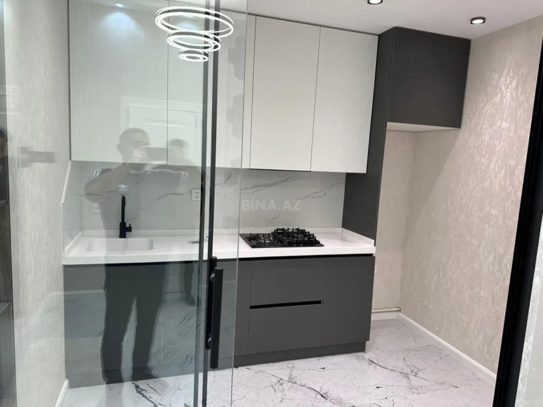 Kirayə verilir 2 otaqlı mənzil 65 m²