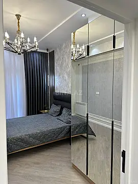 Kirayə verilir 2 otaqlı mənzil 65 m²