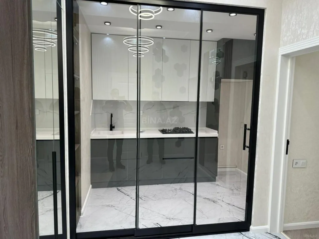 Kirayə verilir 2 otaqlı mənzil 65 m²