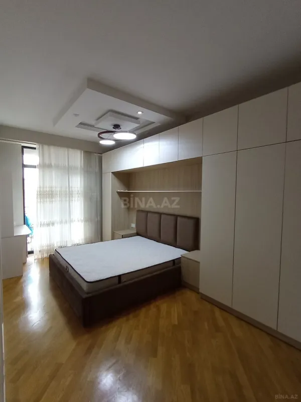 Kirayə verilir 2 otaqlı mənzil 65 m²