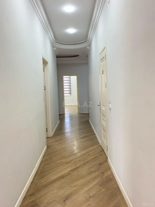 Kirayə verilir 5 otaqlı ofis 220 m²