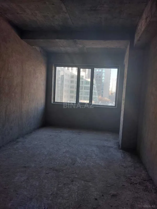 Satılır 2 otaqlı mənzil 110 m²