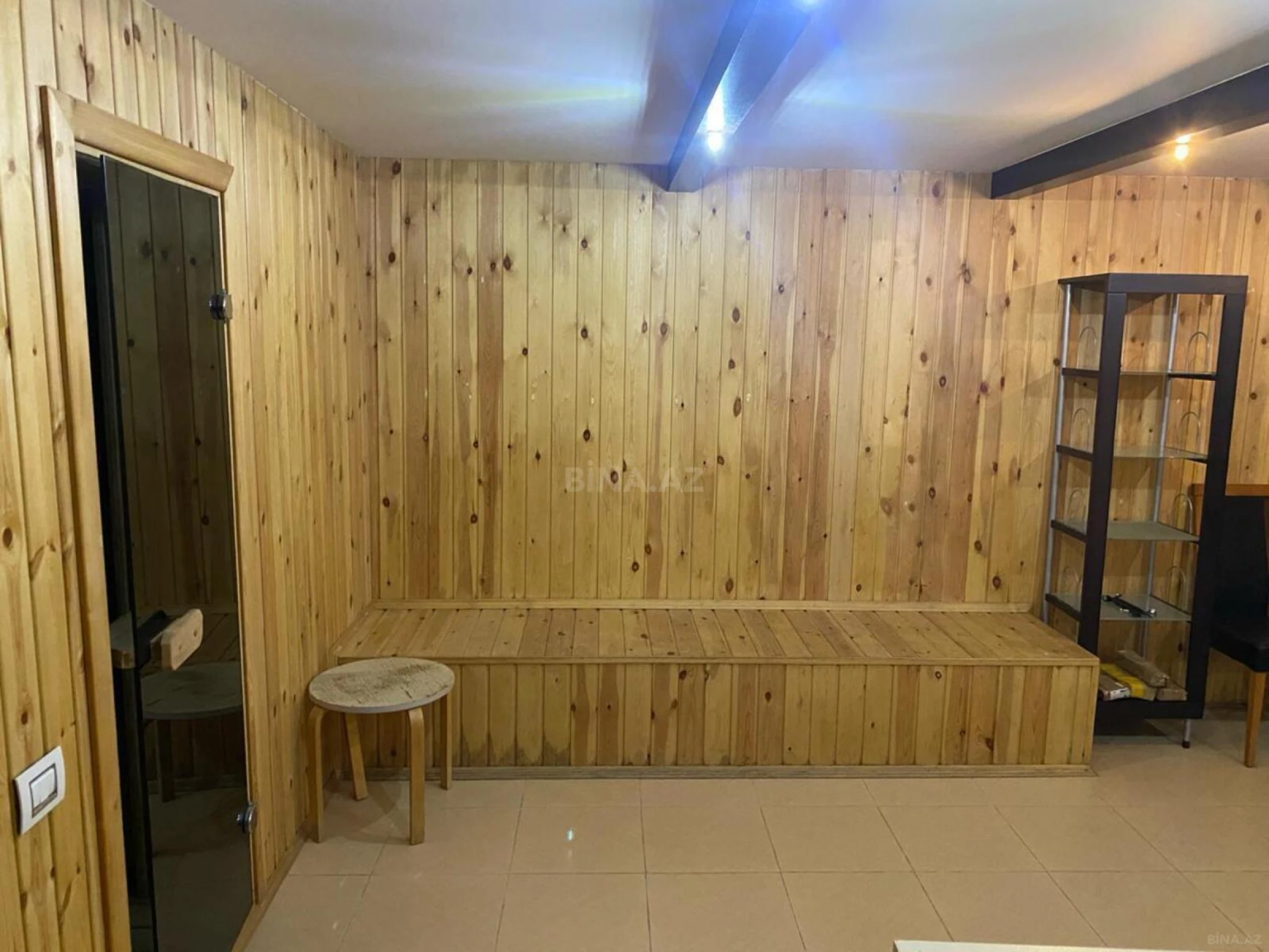 Satılır 7 otaqlı həyət evi 280 m²