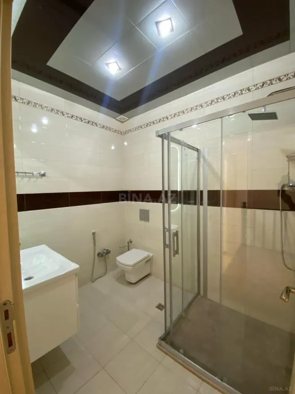 Satılır 7 otaqlı həyət evi 280 m²