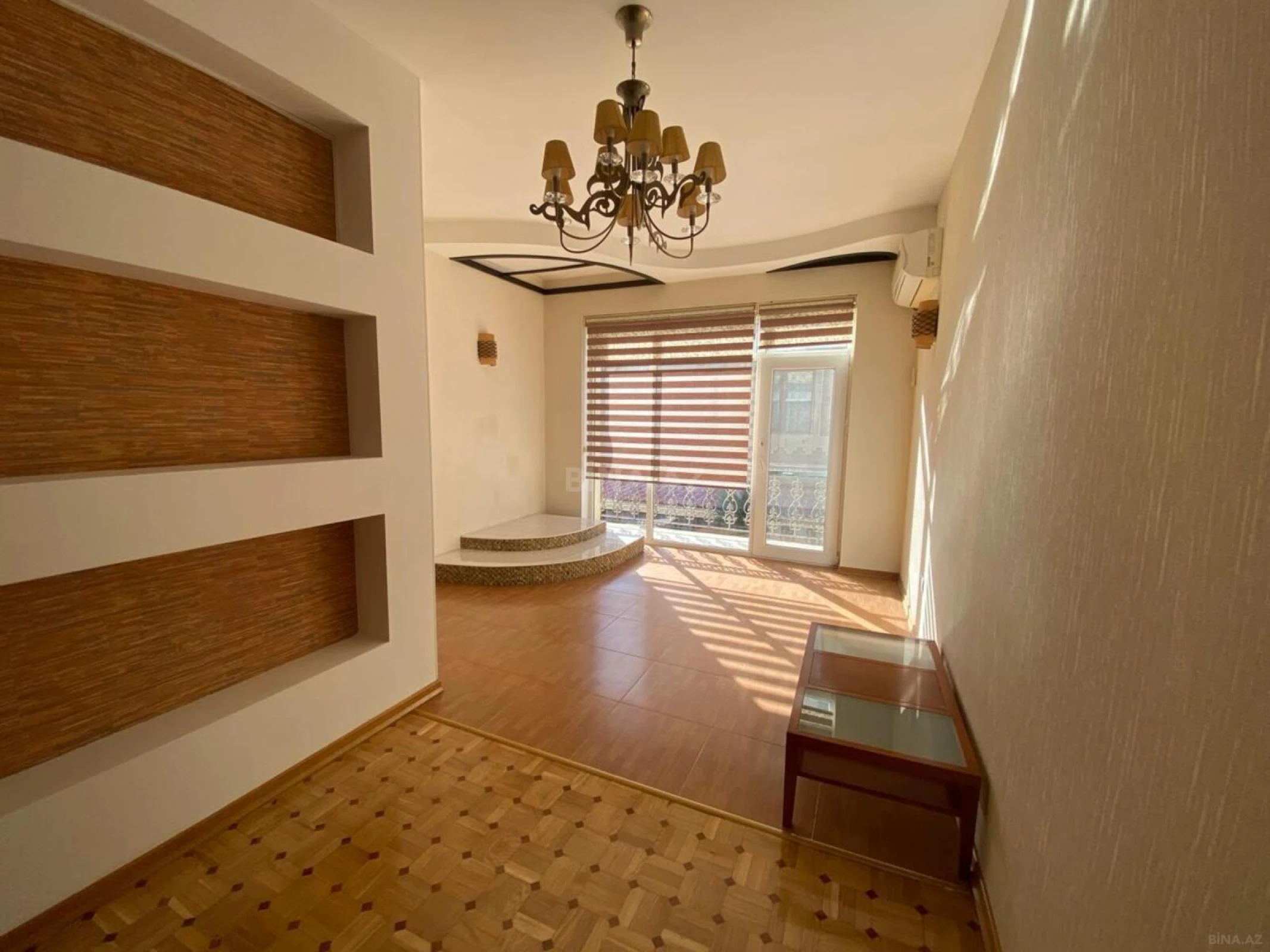 Satılır 7 otaqlı həyət evi 280 m²