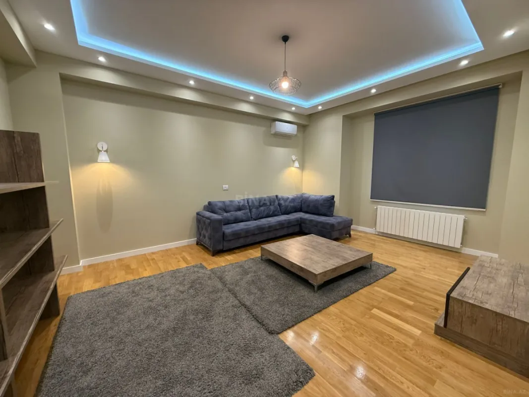 Kirayə verilir 3 otaqlı mənzil 107 m²