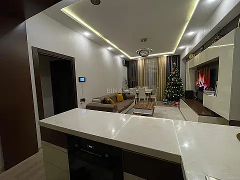 Satılır 2 otaqlı mənzil 65 m²