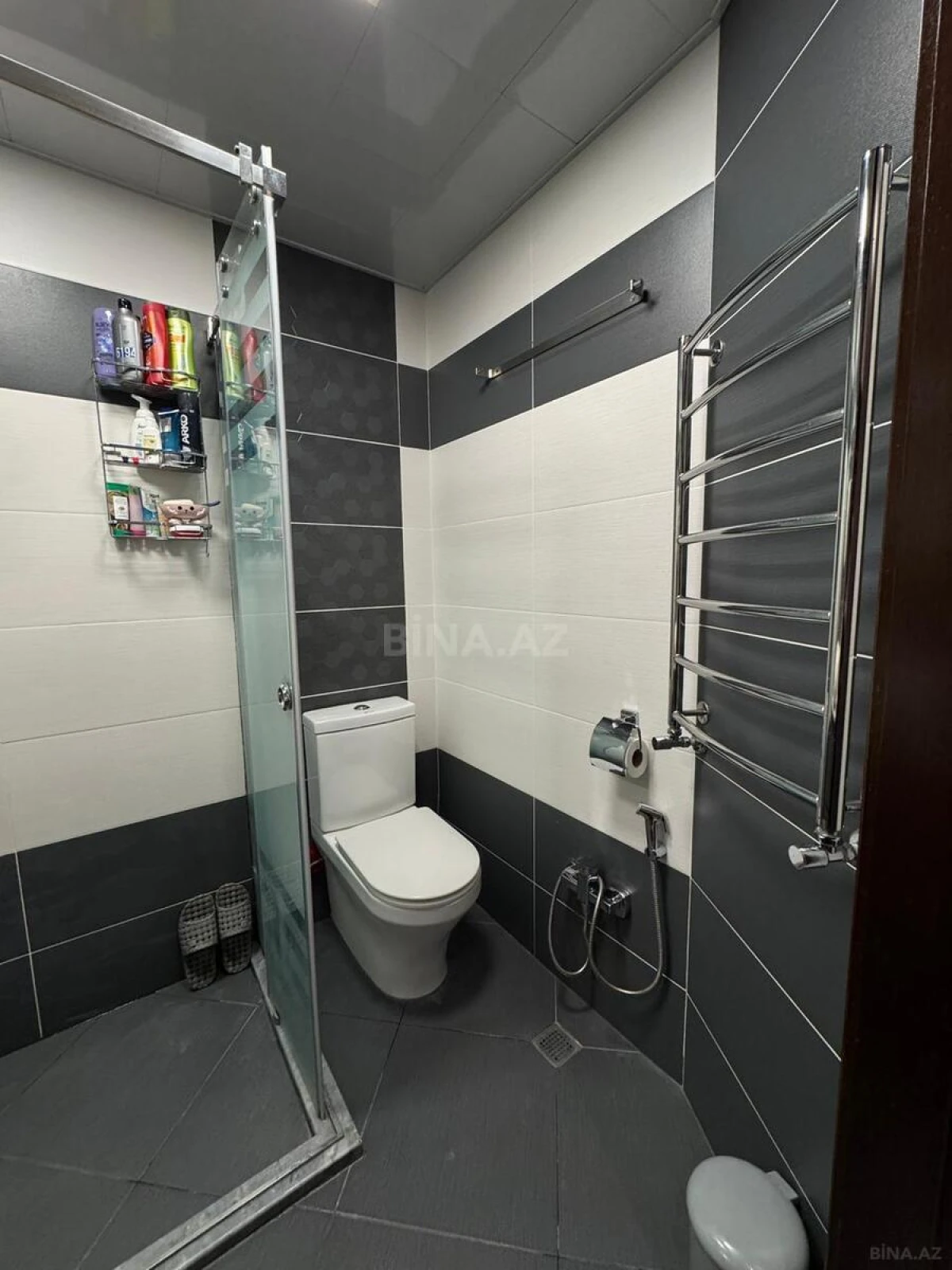 Satılır 2 otaqlı mənzil 65 m²