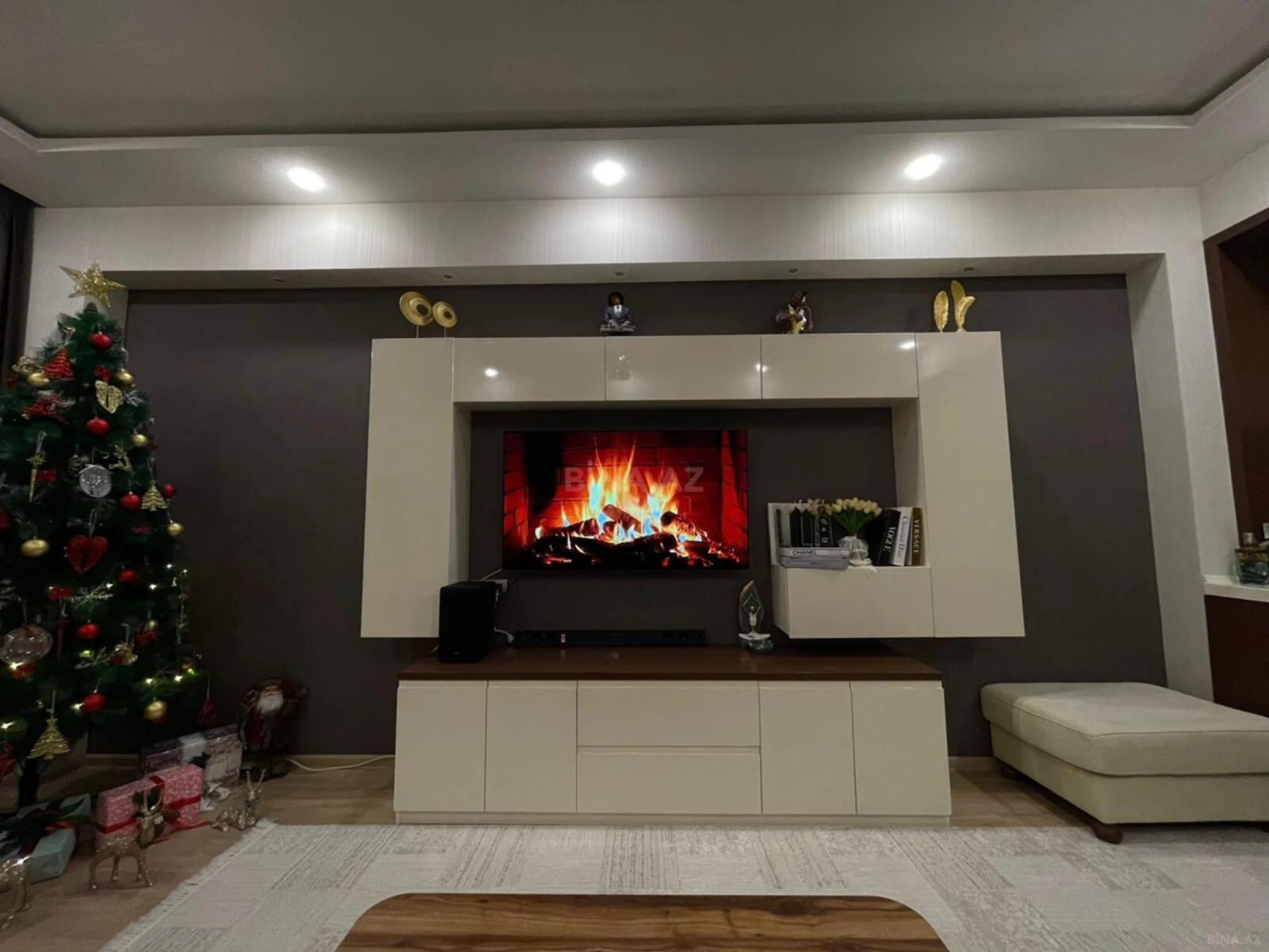 Satılır 2 otaqlı mənzil 65 m²