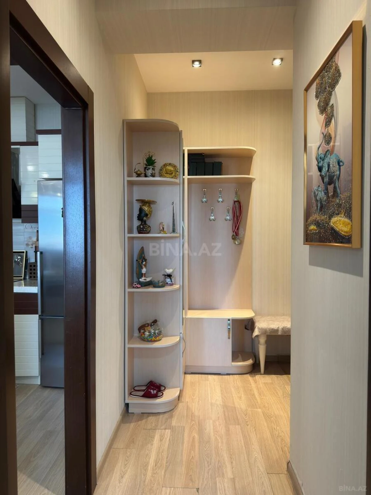 Satılır 2 otaqlı mənzil 65 m²
