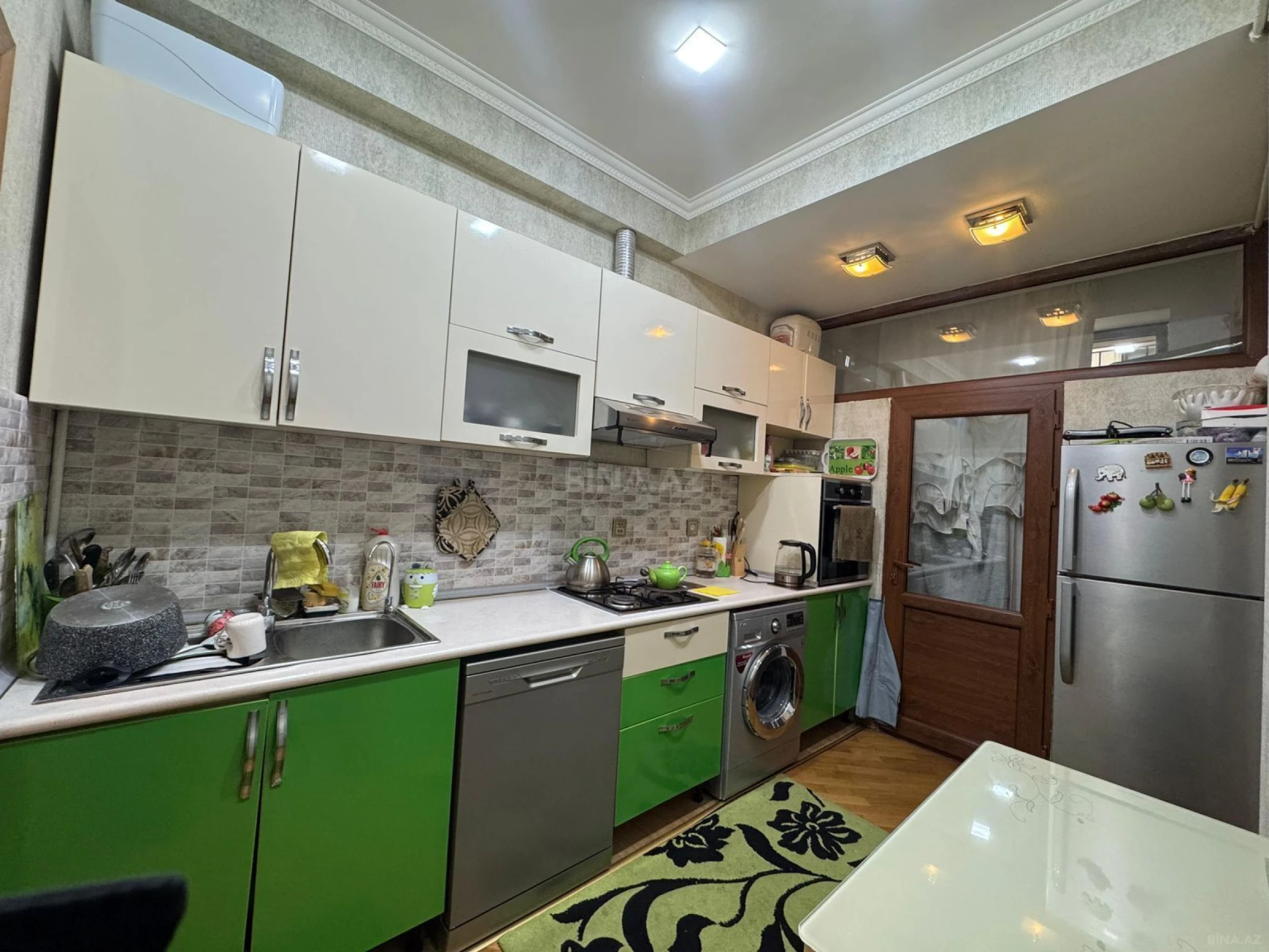 Satılır 3 otaqlı mənzil 110 m²
