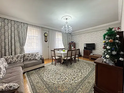 Satılır 3 otaqlı mənzil 110 m² — Bakı, Səbail 3 otaq 110.00 m²