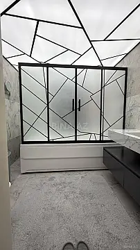 Satılır 4 otaqlı mənzil 200 m²