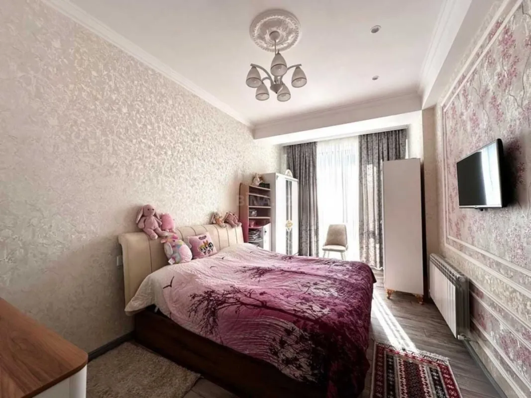 Satılır 3 otaqlı mənzil 117 m²