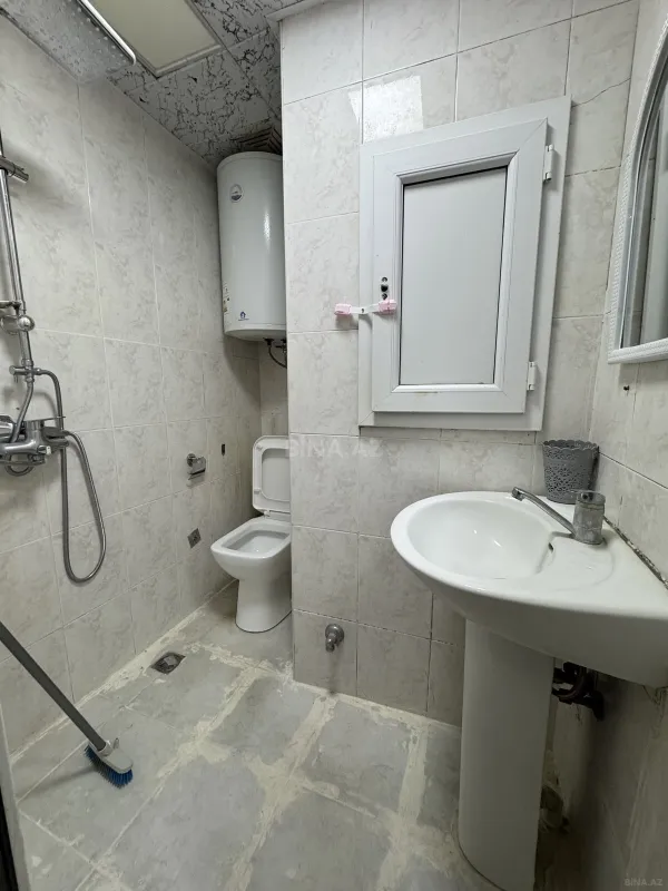 Kirayə verilir 2 otaqlı mənzil 45 m²