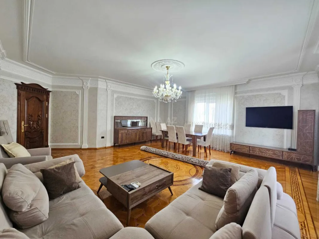 Kirayə verilir 4 otaqlı mənzil 180 m²