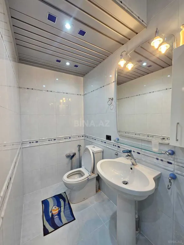 Kirayə verilir 4 otaqlı mənzil 180 m²