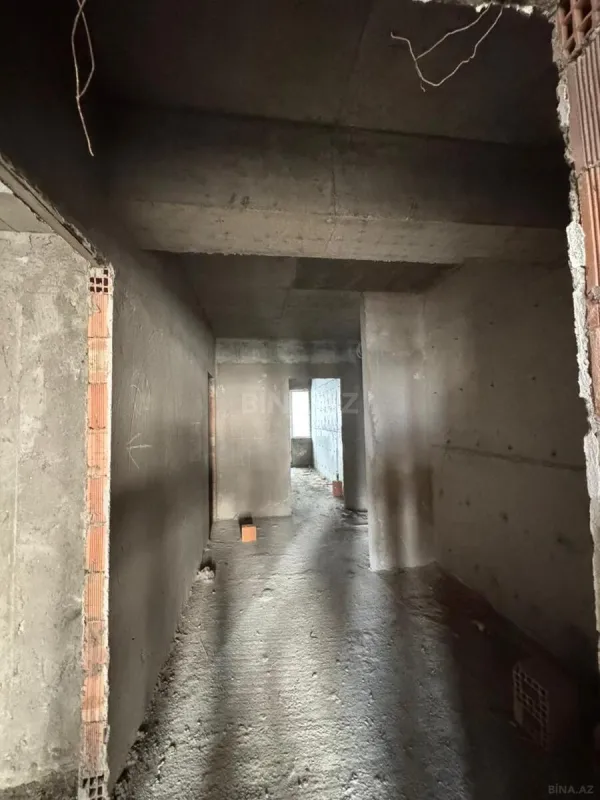 Satılır 3 otaqlı mənzil 93 m²