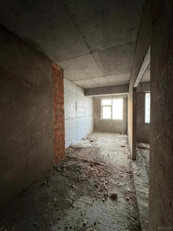 Satılır 3 otaqlı mənzil 93 m²