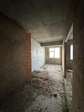 Satılır 3 otaqlı mənzil 93 m²