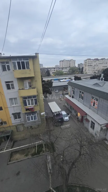 Satılır 1 otaqlı mənzil 35 m²