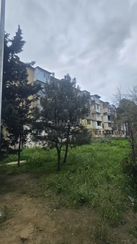Satılır 1 otaqlı mənzil 35 m²