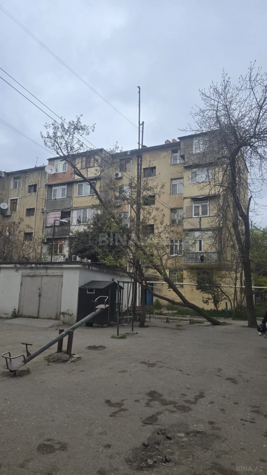 Satılır 1 otaqlı mənzil 35 m²