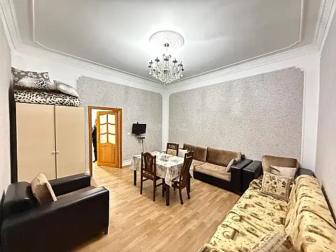 Satılır 4 otaqlı mənzil 73 m²