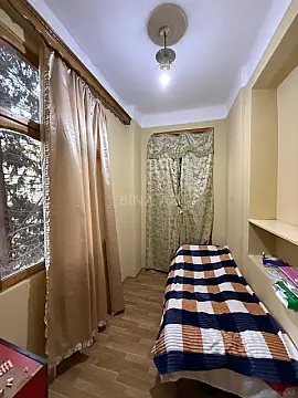 Satılır 4 otaqlı mənzil 73 m²