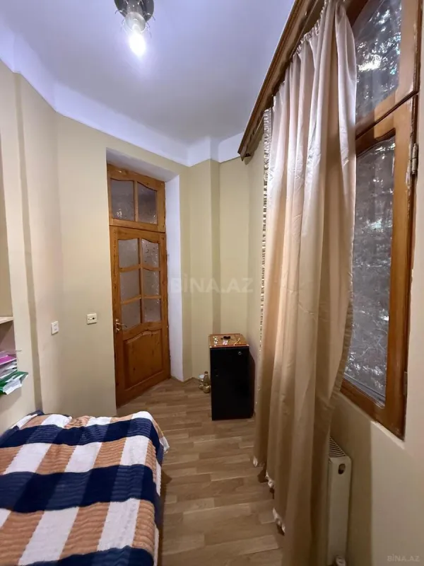 Satılır 4 otaqlı mənzil 73 m²
