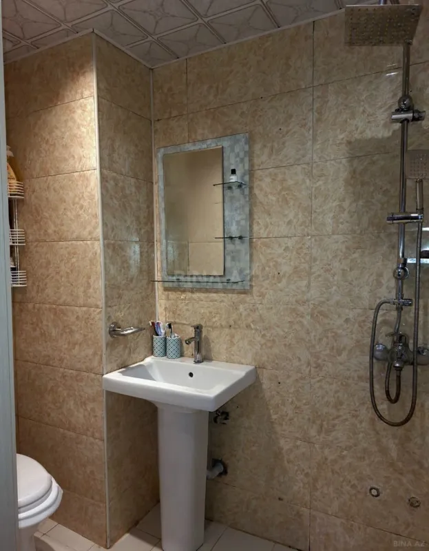 Satılır 2 otaqlı mənzil 80 m²