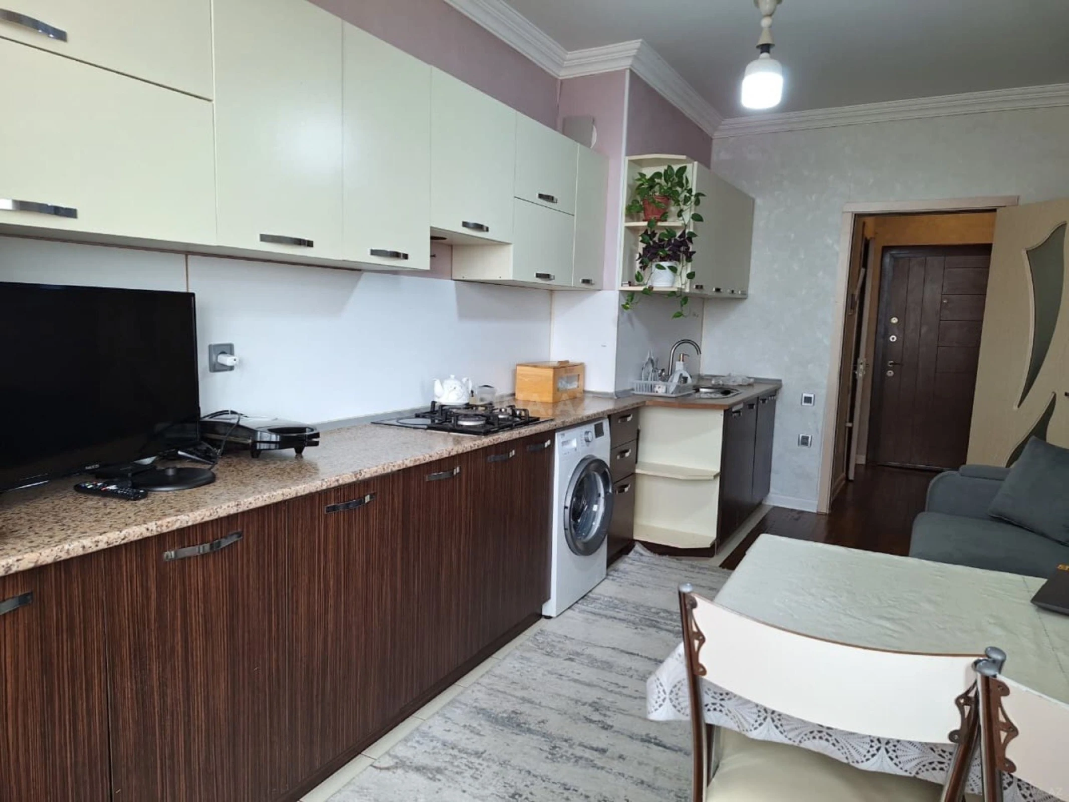 Satılır 2 otaqlı mənzil 80 m²