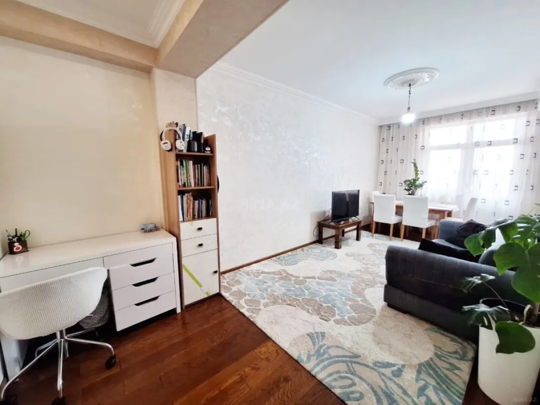 Satılır 2 otaqlı mənzil 80 m²