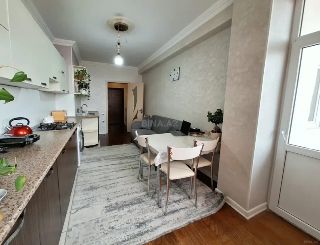 Satılır 2 otaqlı mənzil 80 m²