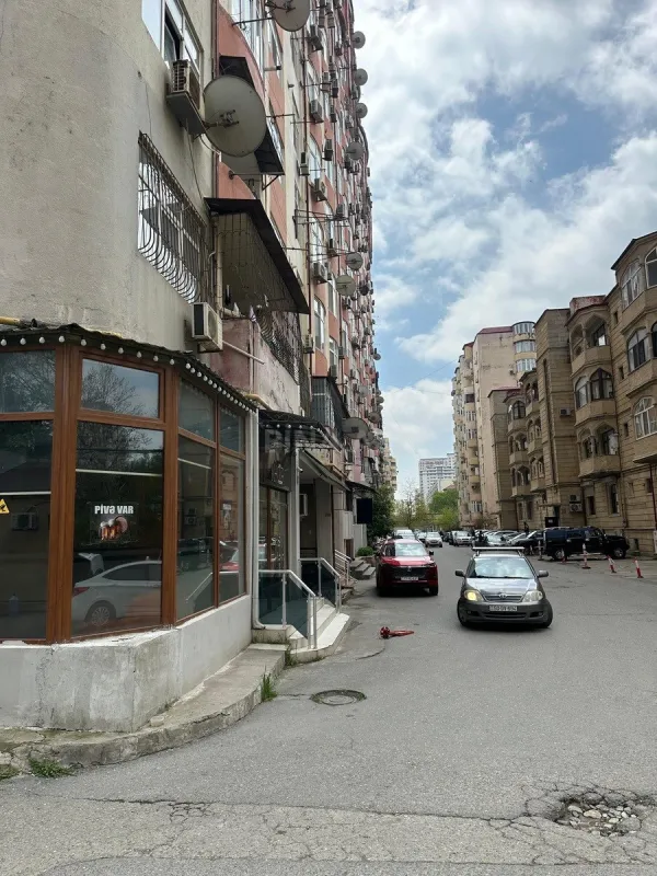 Satılır obyekt 21 m²