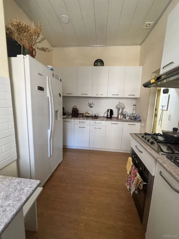 Kirayə verilir 3 otaqlı mənzil 80 m²