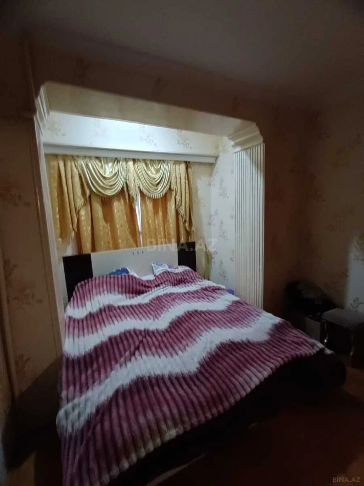 Satılır 3 otaqlı mənzil 110 m²