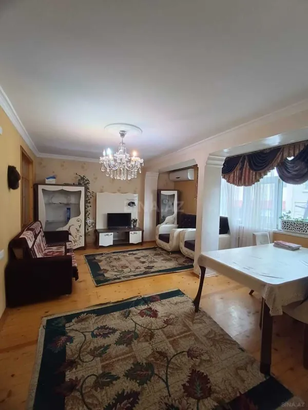 Satılır 3 otaqlı mənzil 110 m²