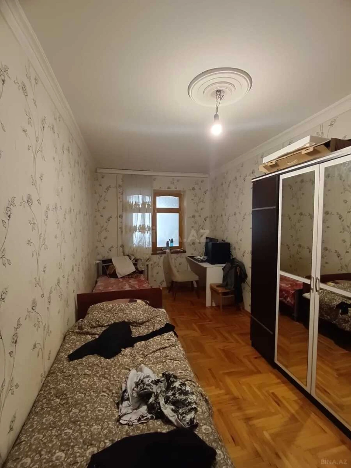 Satılır 3 otaqlı mənzil 110 m²