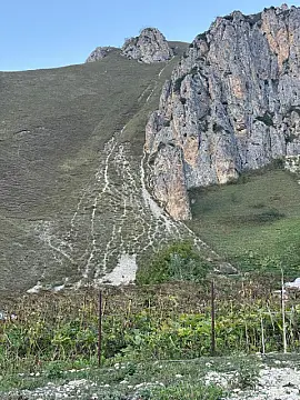 Satılır torpaq sahəsi 12 m²