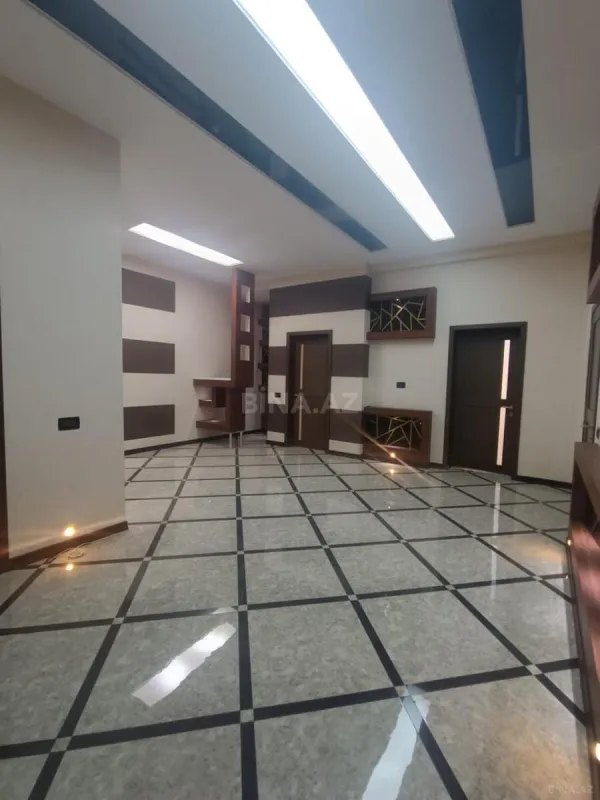 Satılır 4 otaqlı mənzil 170 m²