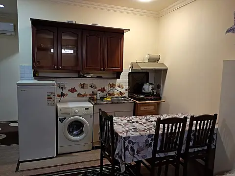 Kirayə verilir 2 otaqlı həyət evi 45 m² — Bakı, Bayıl 2 otaq 45.00 m²