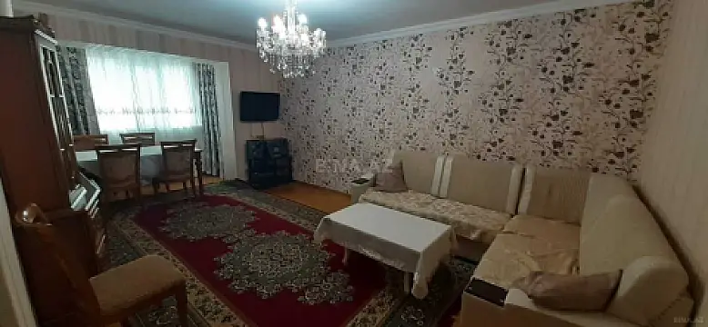 Kirayə verilir 3 otaqlı mənzil 90 m² — Bakı, Memar Əcəmi yanı 3 otaq 90.00 m²