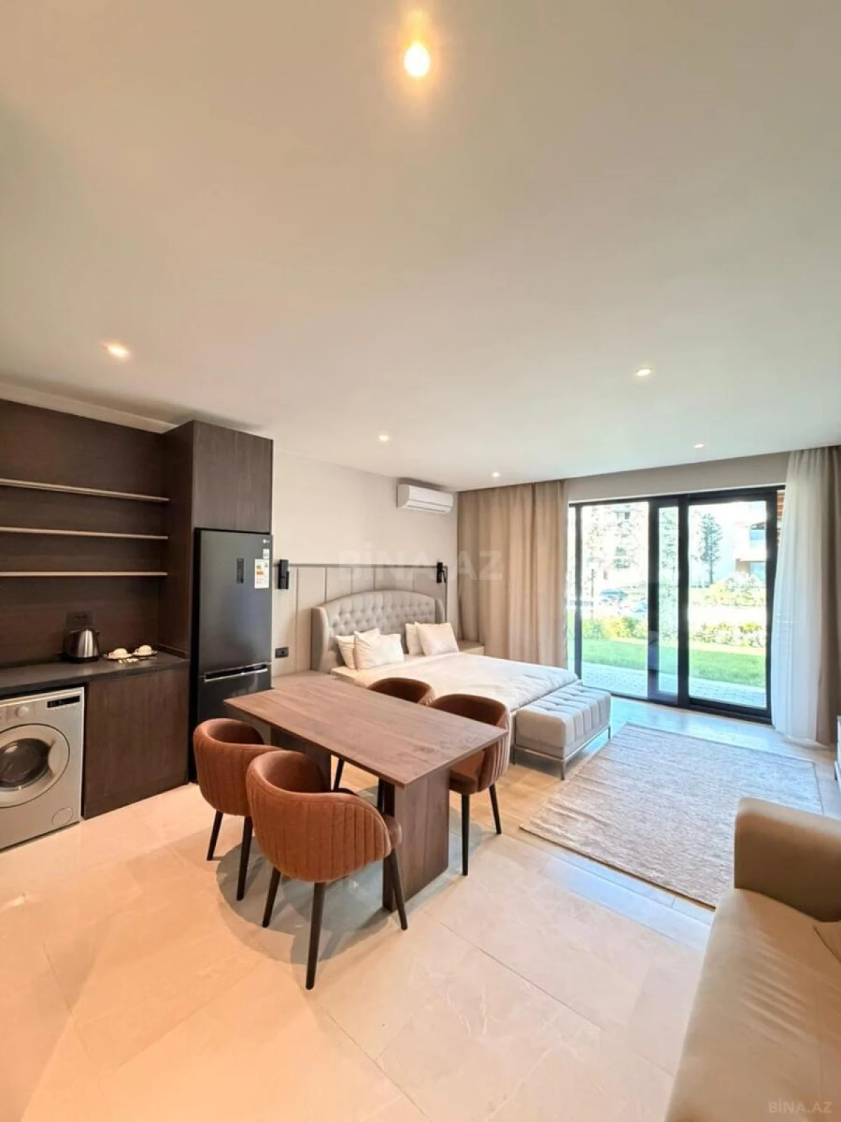 Satılır 1 otaqlı mənzil 57 m²