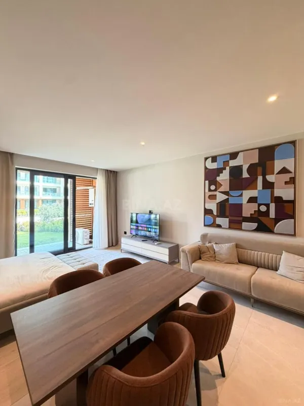 Satılır 1 otaqlı mənzil 57 m²