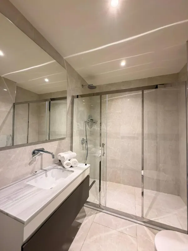 Satılır 1 otaqlı mənzil 57 m²