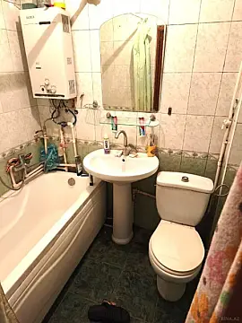 Satılır 2 otaqlı mənzil 45 m²