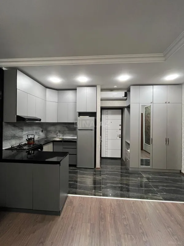 Kirayə verilir 2 otaqlı mənzil 70 m²