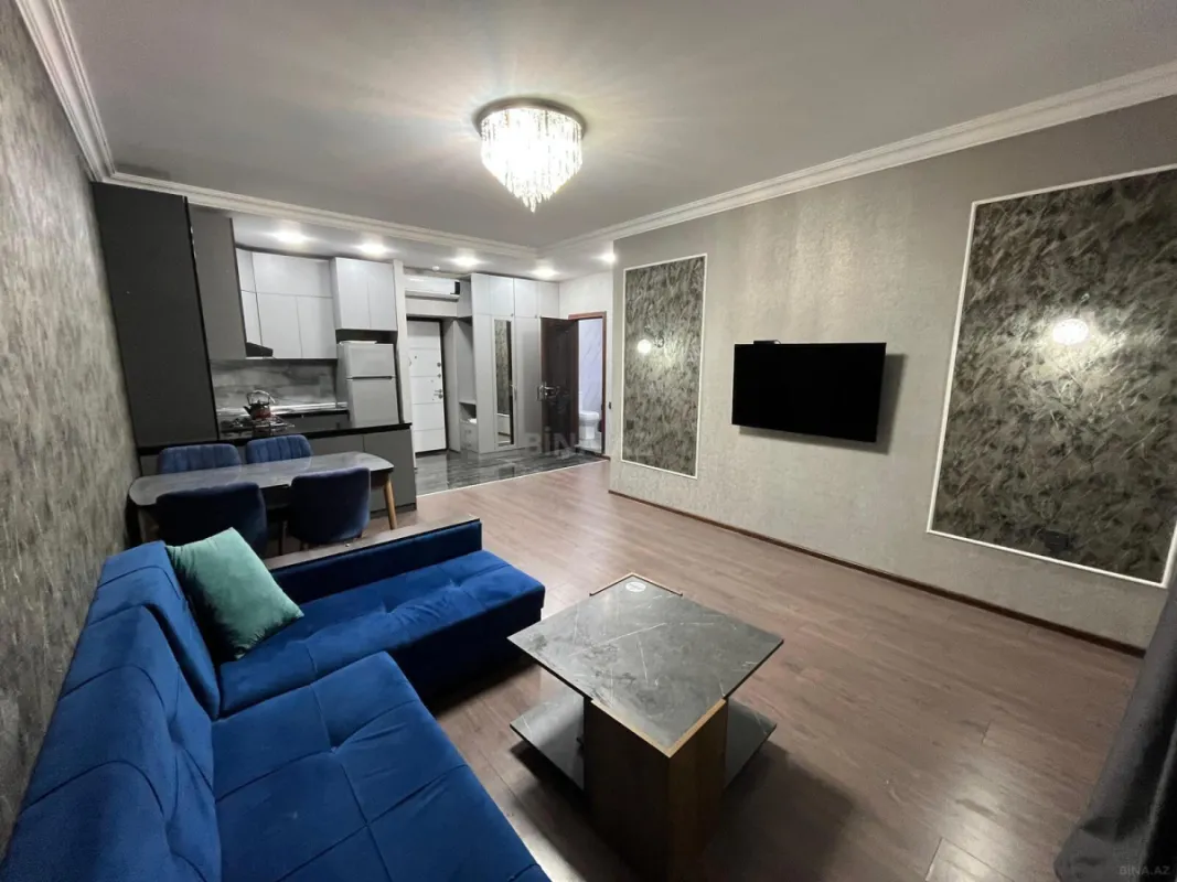 Kirayə verilir 2 otaqlı mənzil 70 m²